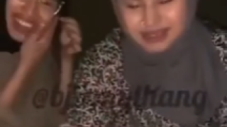 Hijab Memperebutkan